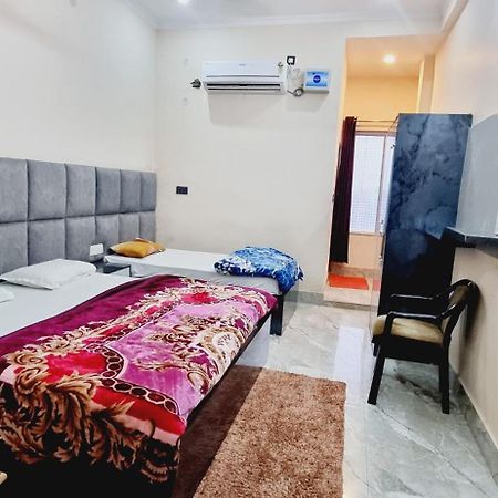 Surya Palace Ayodhya エクステリア 写真