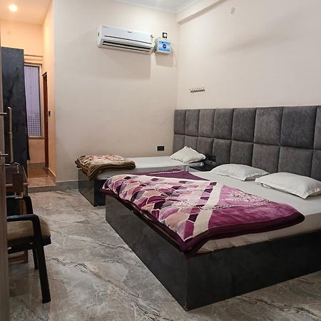 Surya Palace Ayodhya エクステリア 写真