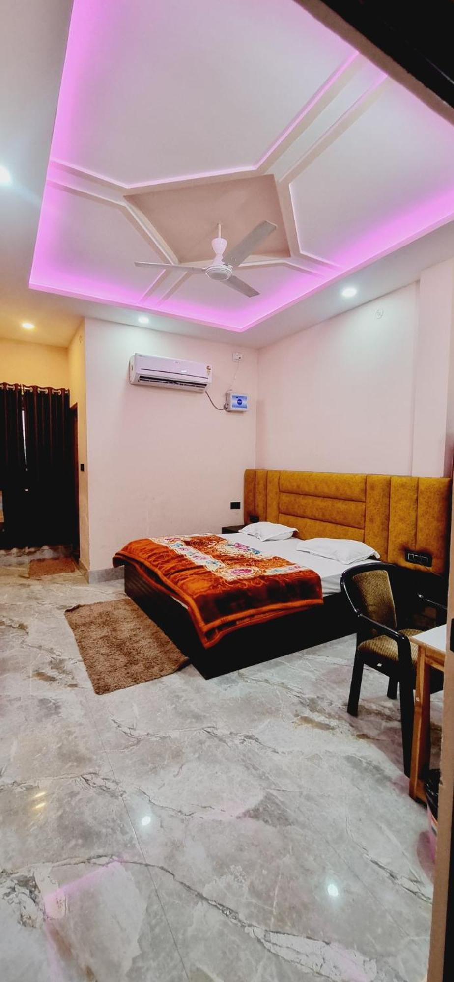 Surya Palace Ayodhya エクステリア 写真
