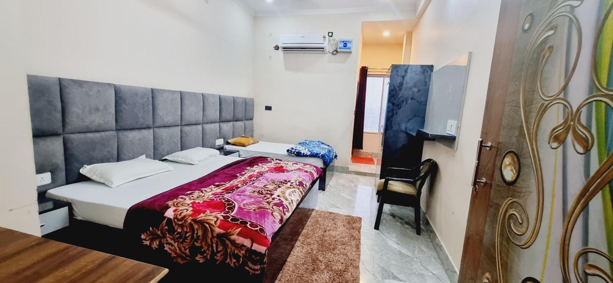 Surya Palace Ayodhya エクステリア 写真